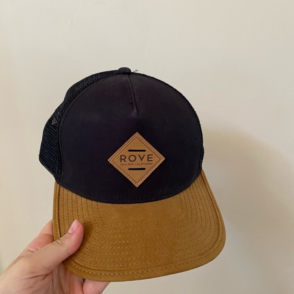 ROVE Black & Tan Trucker Cap Snapback Mesh Hat Truckee California